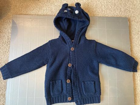 Sveter na gombiky, macko, lupilu,86