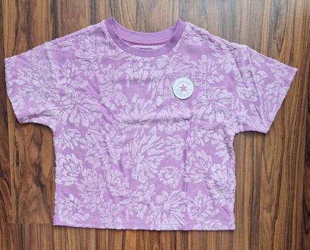 Crop top, converse,134
