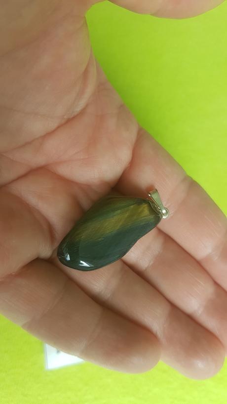 Prívesok /kameň sokolie oko, 