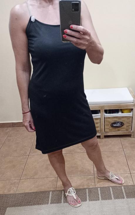 Čierne letné šaty, s