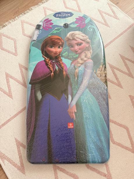 Disney rukávniky a kolesa na plávanie,