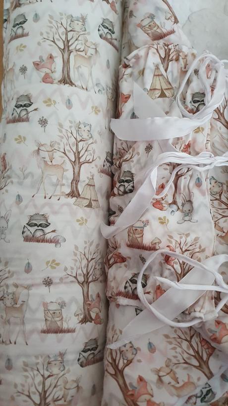 Perinka (zavinovačka)+hniezdo, 