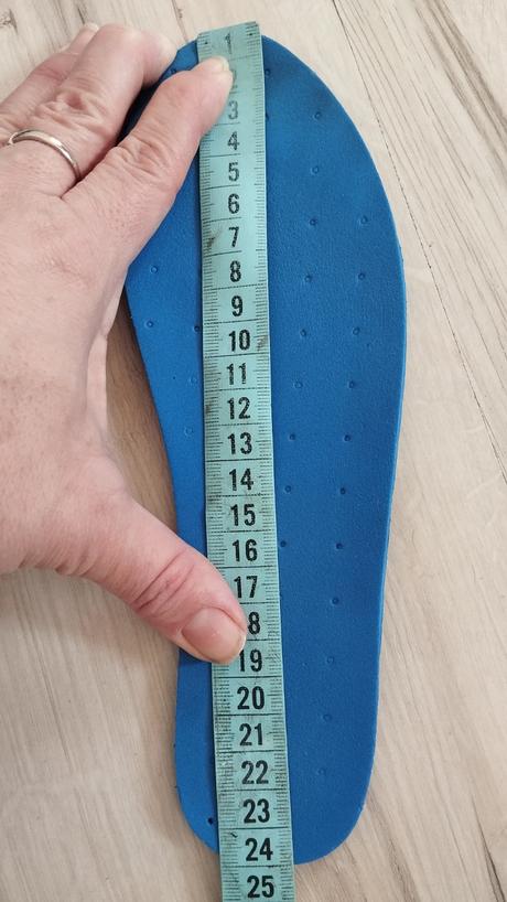 Outdoorové topánky,tenisky, quechua,37