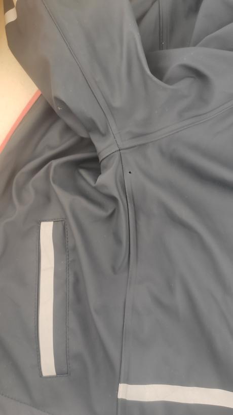 Bunda do dažďa, lupilu,98