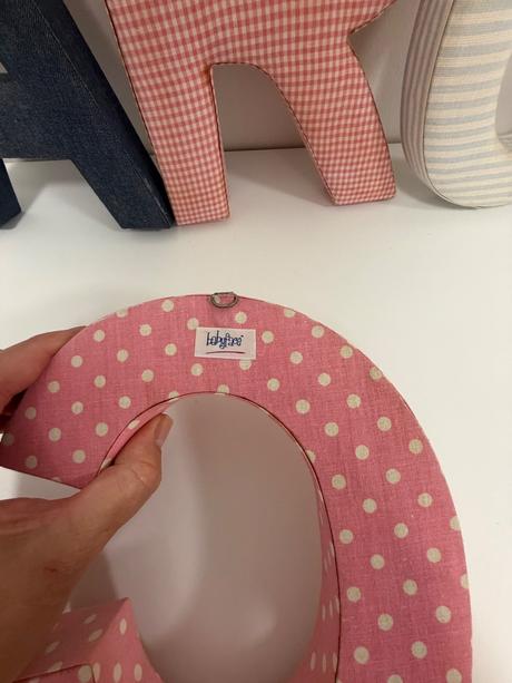 Dekoratívne 3d písmená na stenu carolina,