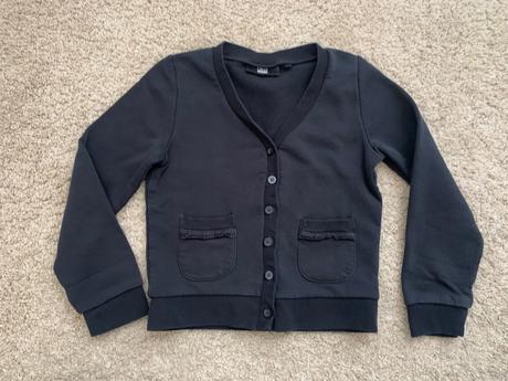 Sveter next, next,122