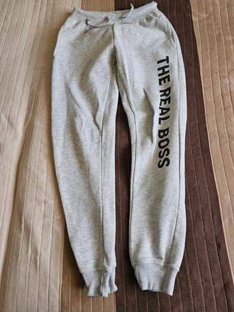 Tepláky 146/152, chapter young,152