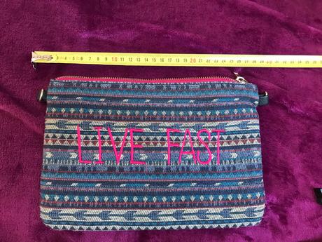 Kozmetická taštička,