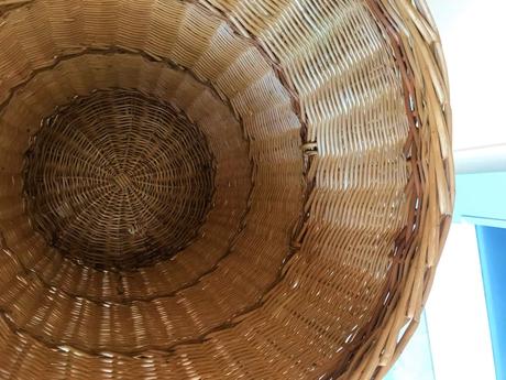 Veľký prútený kôš na prádlo,