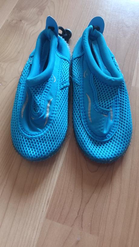 Topánky do vody, 32