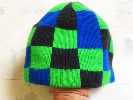 Duplovaná podšitá čiapka, 140