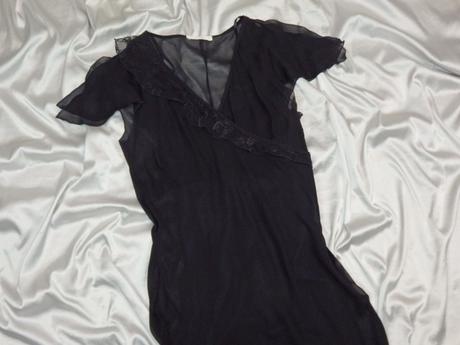 Kvalitné elegantné šaty, 42