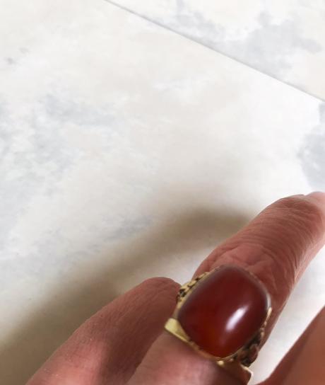 Masívny starý zlatý prsteň,