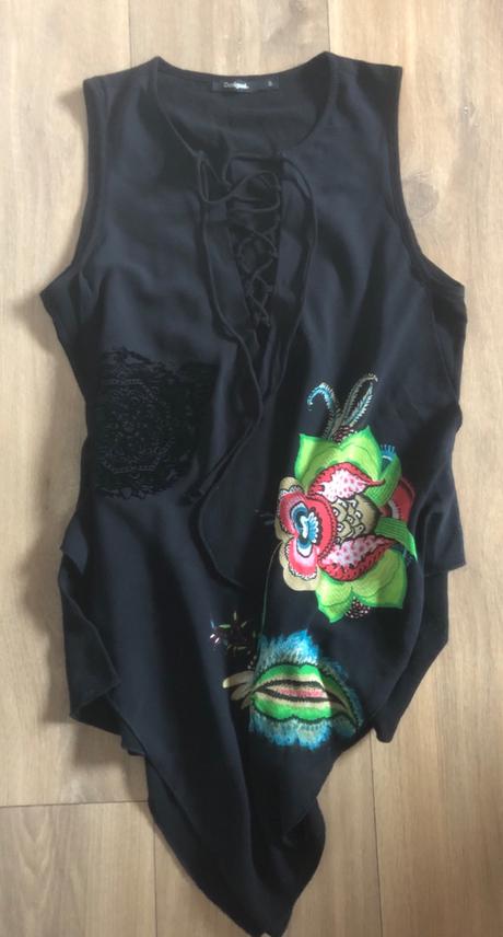 Asymetrcike tielko desigual, desigual,s