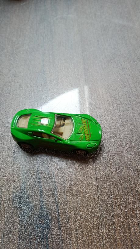 Autíčka a motorka,
