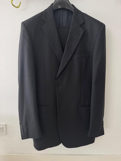 Čierny oblek ozeta, 52