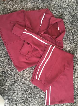 Úžasný komplet v burgundy   152, next,152