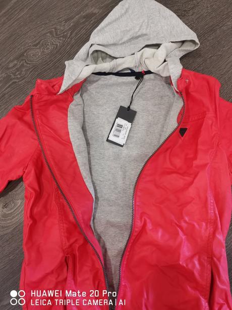 Nenosená bundička guess č.152, guess,152