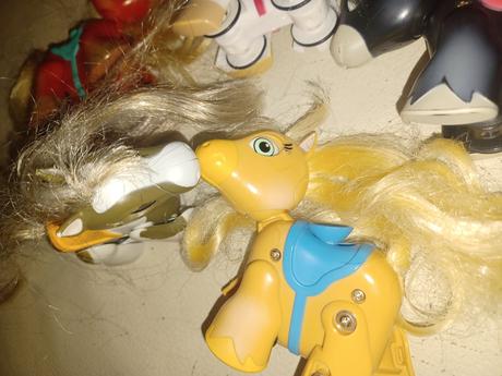 Poniky koníky na magnet,