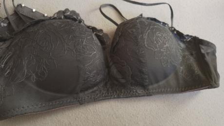 Čierna podprsenka push-up, 85b
