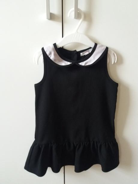 Jednoduché čierne šatky, 104