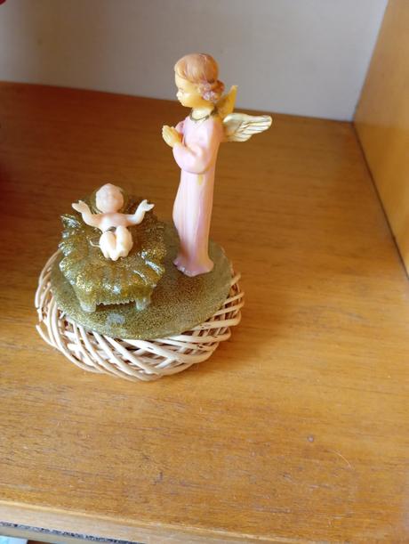 Anjelik a malý ježiško,