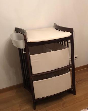 Prebalovací pult stokke,
