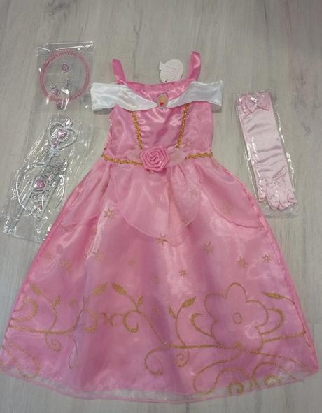 Nová rúženka 6/7 rokov 122/128, 