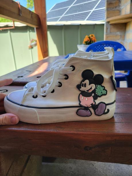 Platené tenisky + doporučené poštovné, reserved,34