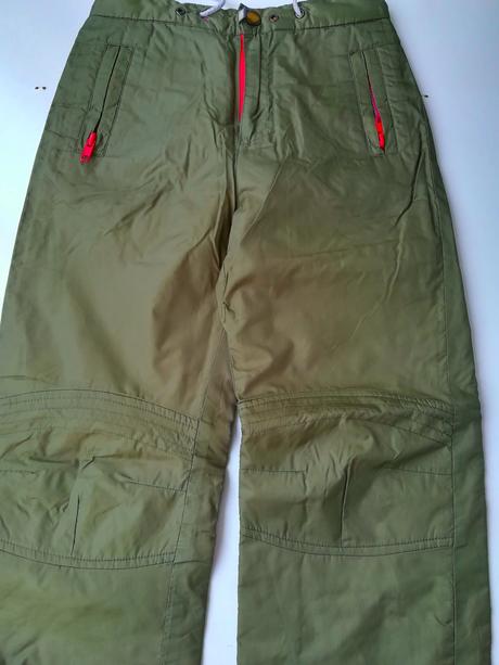 Šuštiakové nohavice, 128