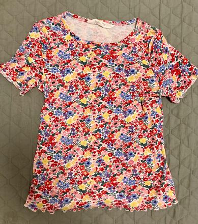 Rebrovane kvetinkove tricko, h&m,122