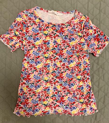 Rebrovane kvetinkove tricko, h&m,122