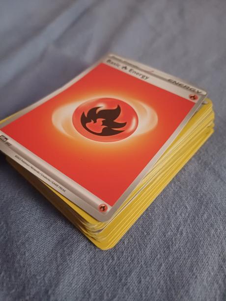 Pokemon pgs karty boosters/trainers 50ks, 