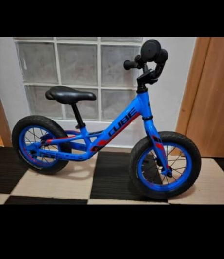 Odrážadlo cube cubie, 