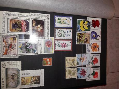 Album s filat. znamkami,