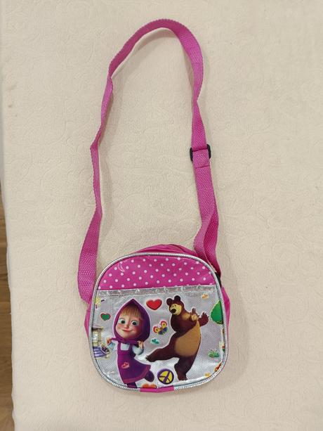 Kabelka máša a medveď, 