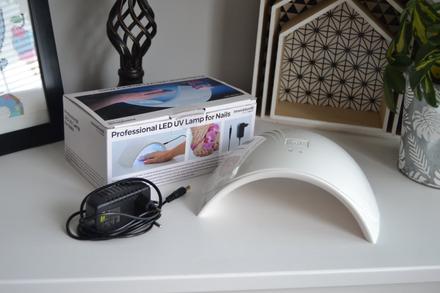 Profesionálna led uv lampa na nechty innovagood,