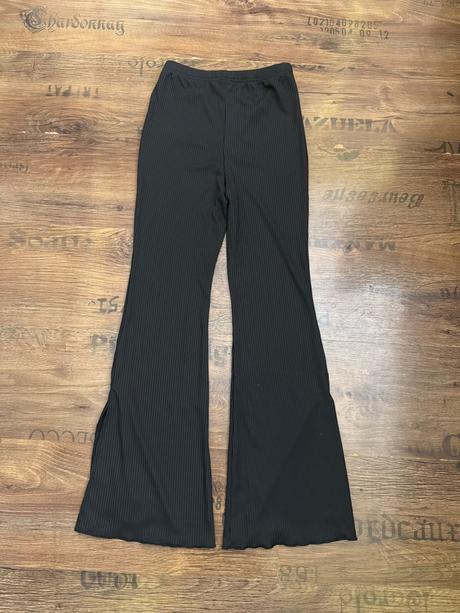 Čiernr zvonové nohavice shein 10-11r., 140