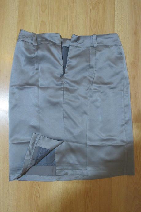 Sukňa - nikdy nenosená, m