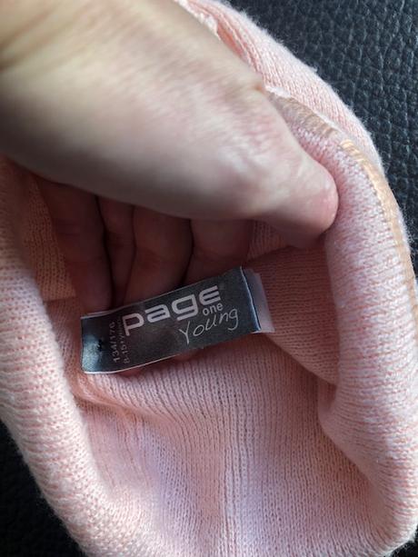 Čiapky dámske/dievčenské rôzne, 