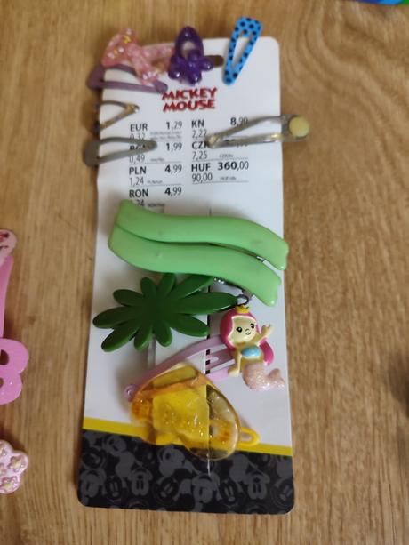 Gumky, sponky, štipčeky, čelenky, 