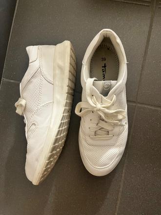 Tenisky biele, tamaris,39