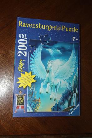 Puzzle pegas 200 xxl svietiace, 