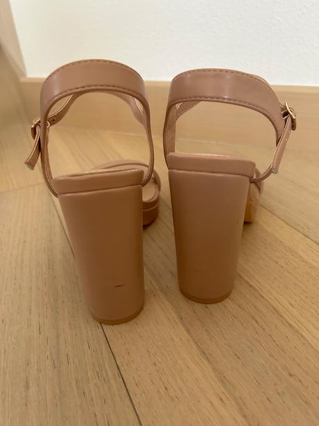 Sandálky veľ.36, 36