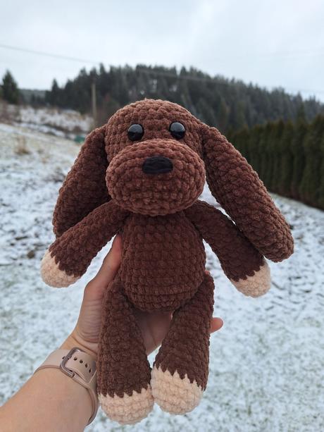 Háčkovaný pes s veľkým ňufákom, 