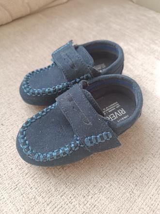 Mokasiny, river island,18