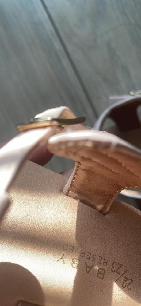 Sndale reserved 23, reserved,23