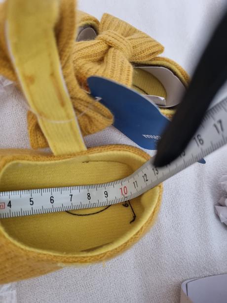 Capacky s čelenkami, 17