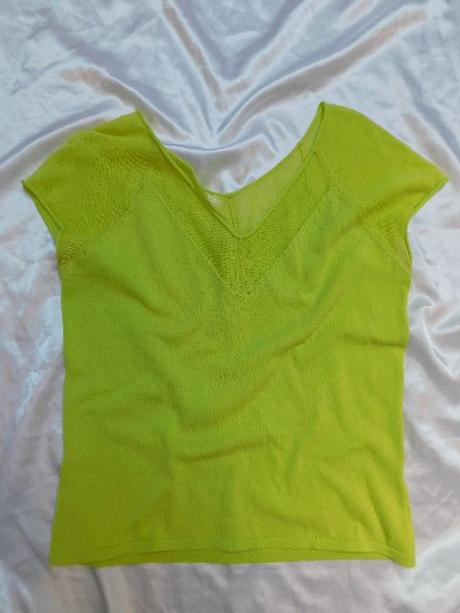 Kvalitny pekny top, 38