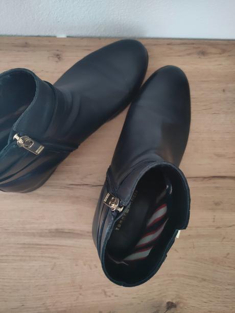 Kožené čižmičky kotnicky tommy hilfiger, veľ. 38, tommy hilfiger,38